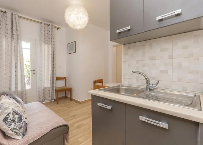 2 Bedroom In Turanj