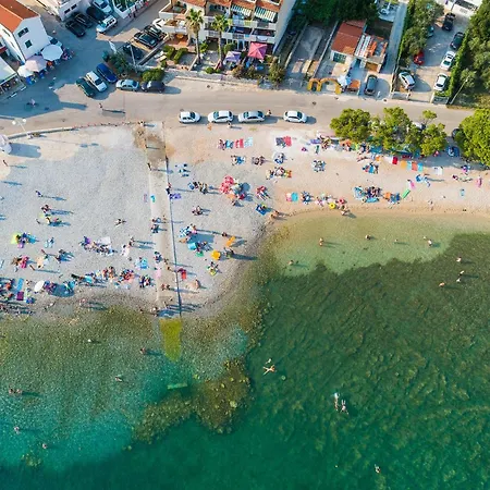 2 Bedroom In 아파트 투라니